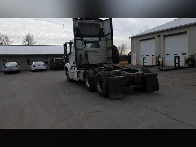 2018 Volvo VNL300