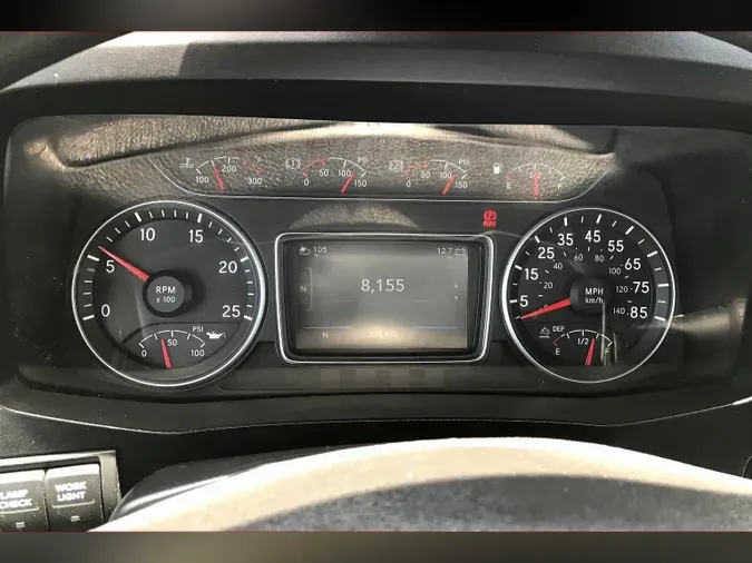 2023 INT LT625 6x4