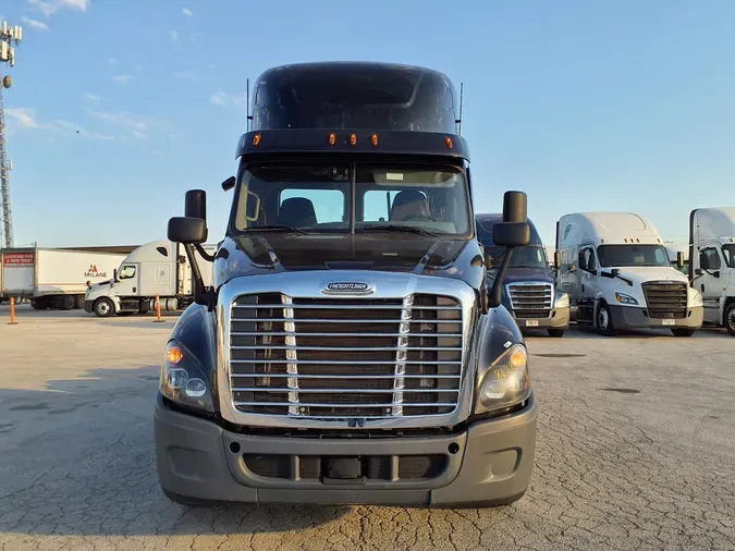 2019 FREIGHTLINER/MERCEDES CASCADIA 125