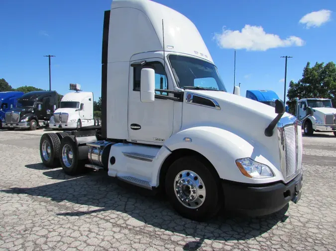 2022 Kenworth T680