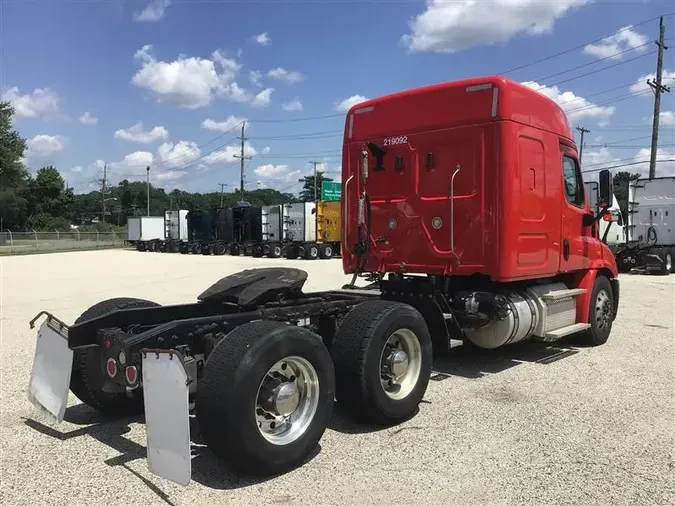2019 FREIGHTLINER CASCADIA