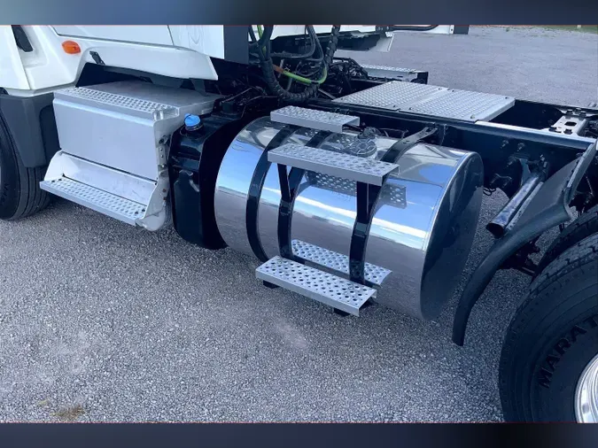 2025 INT LT625 6X4