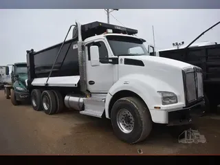 2015 KENWORTH T880