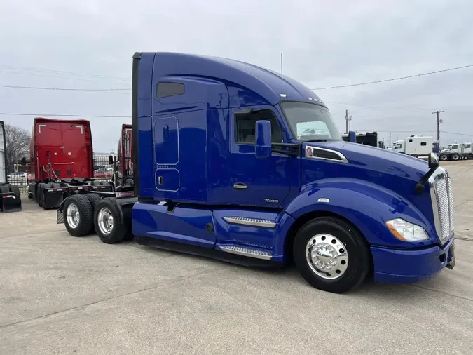 2021 Kenworth T680