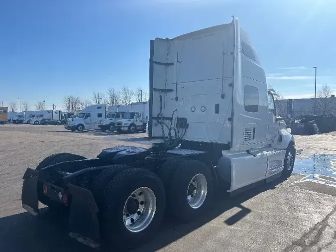 2018 International LT625