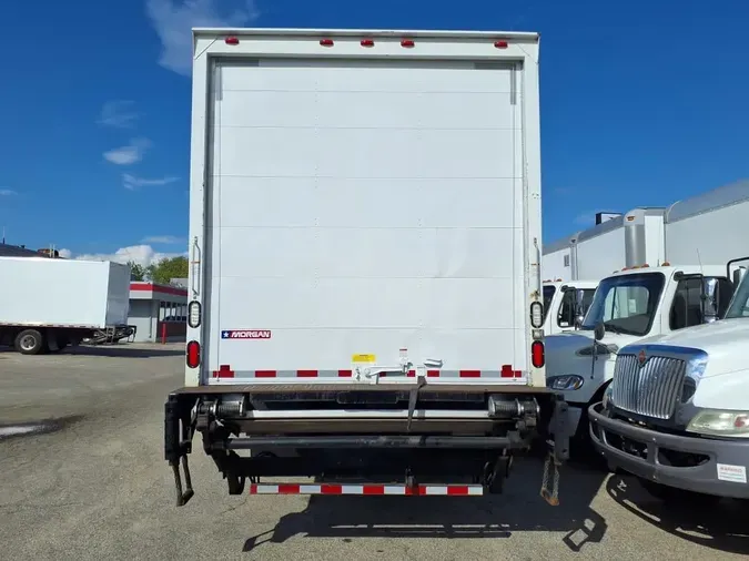 2016 FREIGHTLINER M2 106