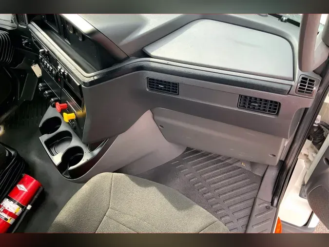 2022 INT LT625 6x4