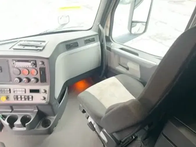 2020 Freightliner Cascadia