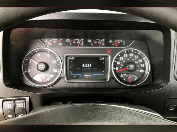 2020 INT LT625 6x4