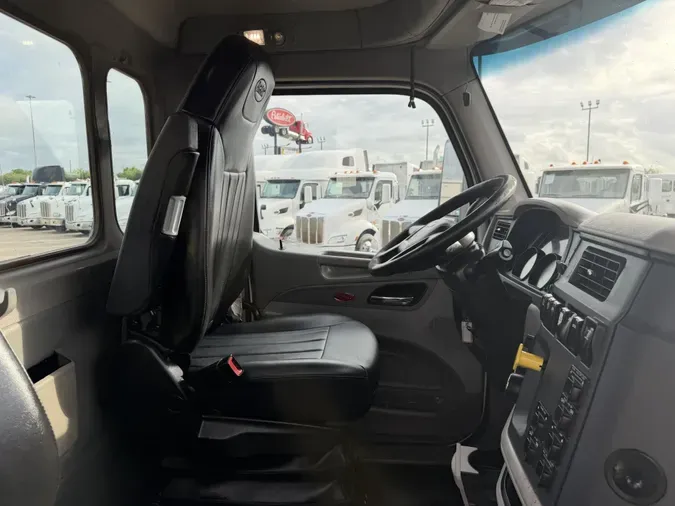 2019 Peterbilt 567