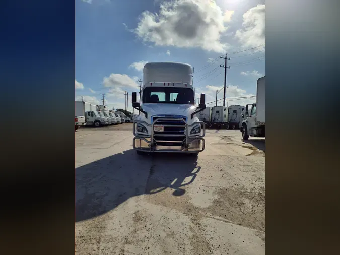 2021 FREIGHTLINER/MERCEDES CASCADIA PX11642ST