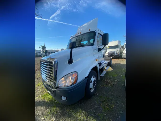 2018 FREIGHTLINER/MERCEDES CASCADIA 12563635b3375ea80eb00c030f0199317f8