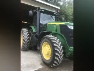 2013 John Deere 7230R