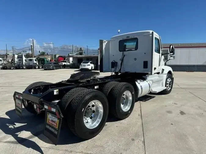 2023 Peterbilt 579