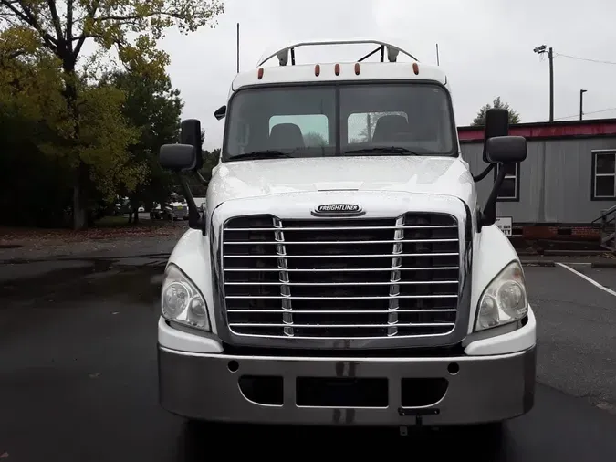 2018 FREIGHTLINER CASCADIA 125