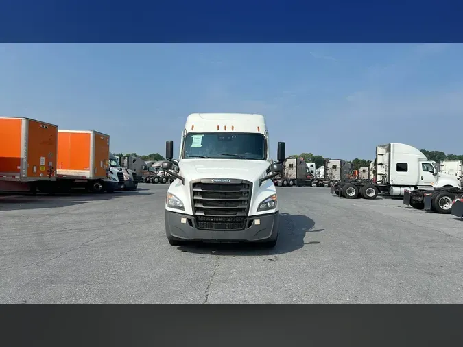 2021 Freightliner Cascadia 12663696e6a0afbfa977cf55e5af3b63e56