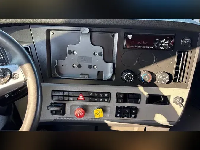 2022 FREIGHTLINER CA126636fb21c68b37c5535e274bf0d08ff1f