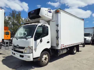 2020 HINO HINO 195
