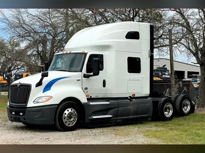 2021 INT LT625 6x4