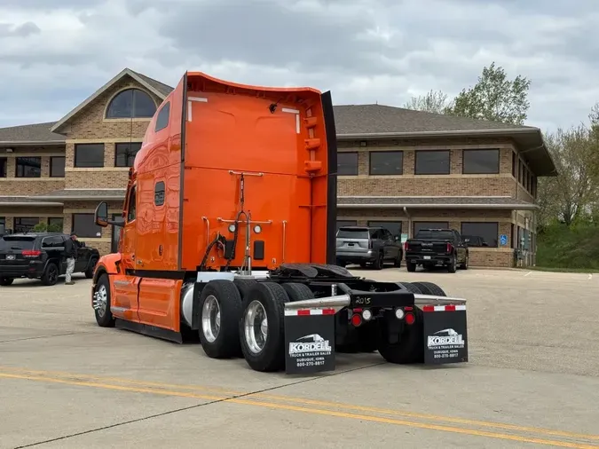 2023 PETERBILT 579