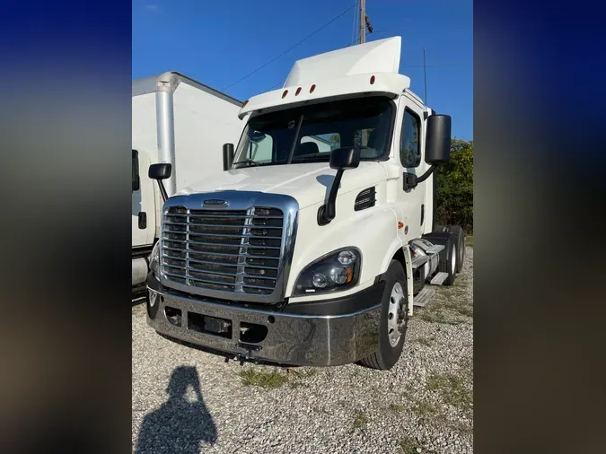 2018 FREIGHTLINER/MERCEDES CASCADIA 11363840072f44c645ce7d0293cf4cdbe1d