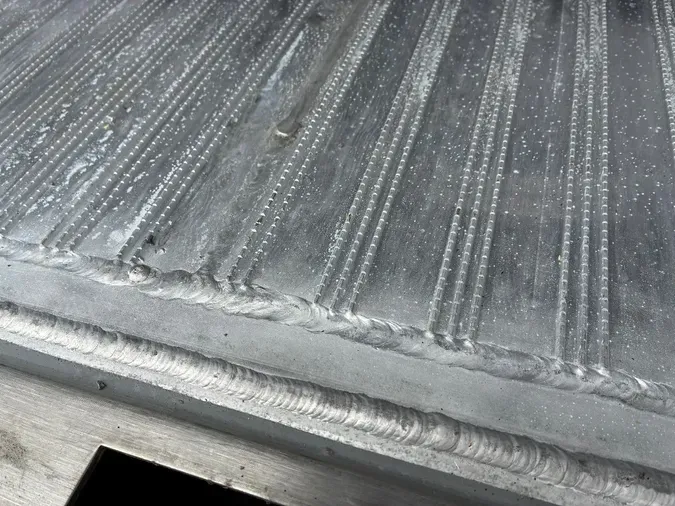 2025 ISUZU FTR 24' Kidron 24X96X10263845f5bbc955c4e4c17d11b0be666b3