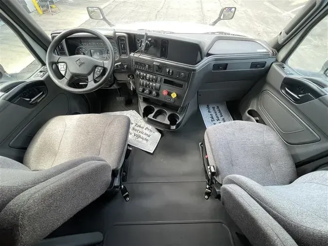 2022 INTERNATIONAL LT625