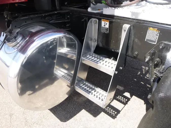 2023 Peterbilt 579638a4363c873dca87509f6a25b2179b5