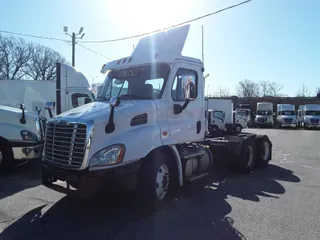 2017 FREIGHTLINER/MERCEDES CASCADIA 113