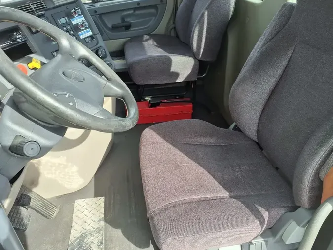 2019 FREIGHTLINER/MERCEDES CASCADIA 1256395f56e04102b98e92f8d02ce717f19