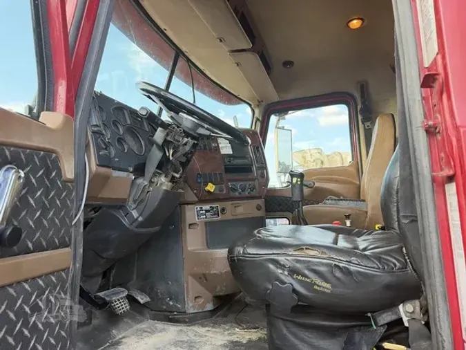 2008 MACK GRANITE GU713