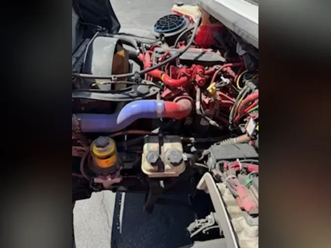 2018 FREIGHTLINER M2 106