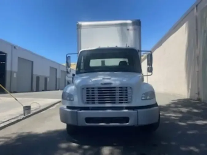 2019 FREIGHTLINER M2 106