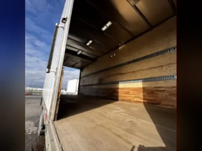 2022 FREIGHTLINER/MERCEDES M2 106639fbaa6c50afe9faea3a97590909b5d