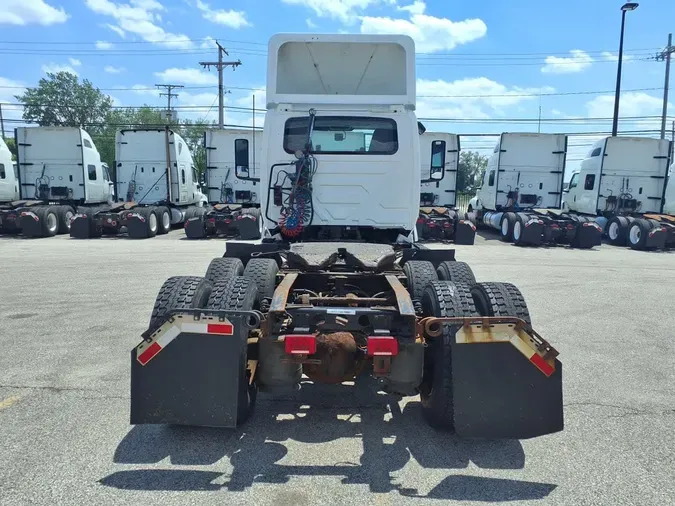 2019 NAVISTAR INTERNATIONAL LT625 DAYCAB T/A63a2eb1dd34ae60e75da33fa7b650c8a