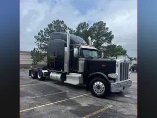 2022 PETERBILT 389
