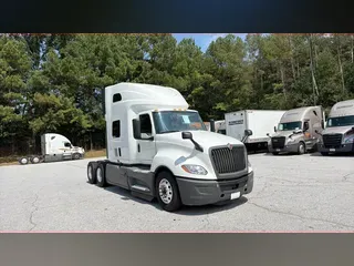 2022 International LT