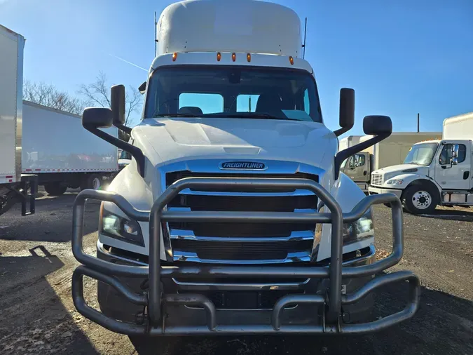 2019 FREIGHTLINER/MERCEDES NEW CASCADIA 116