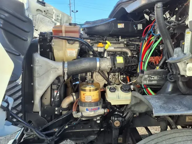 2018 FREIGHTLINER/MERCEDES CASCADIA 113