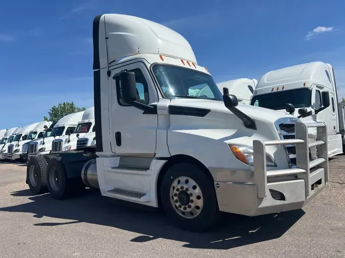 2020 FREIGHTLINER/MERCEDES NEW CASCADIA PX1266463b25b9db606b4226d881c19a0393c16