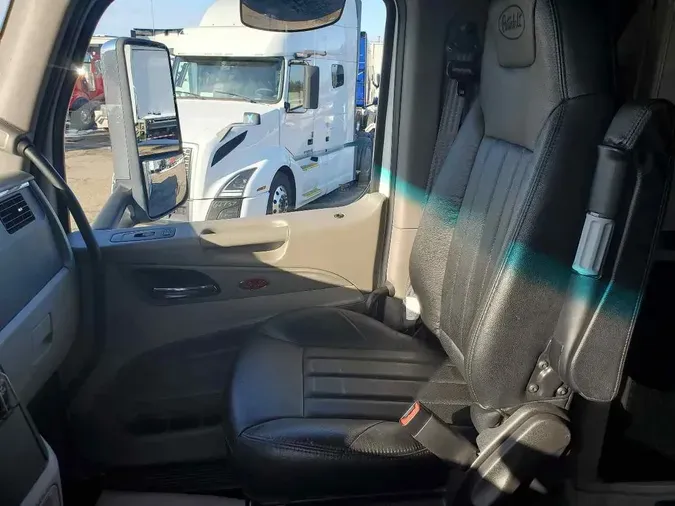 2020 PETERBILT 579