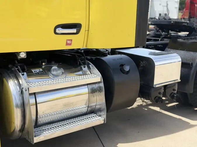 2022 Peterbilt 579