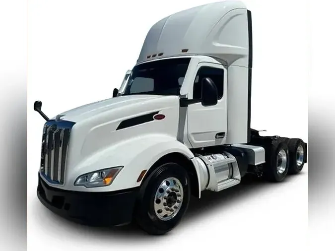 2023 Peterbilt 57963b4757271d07f76c2a110753dffaaaa