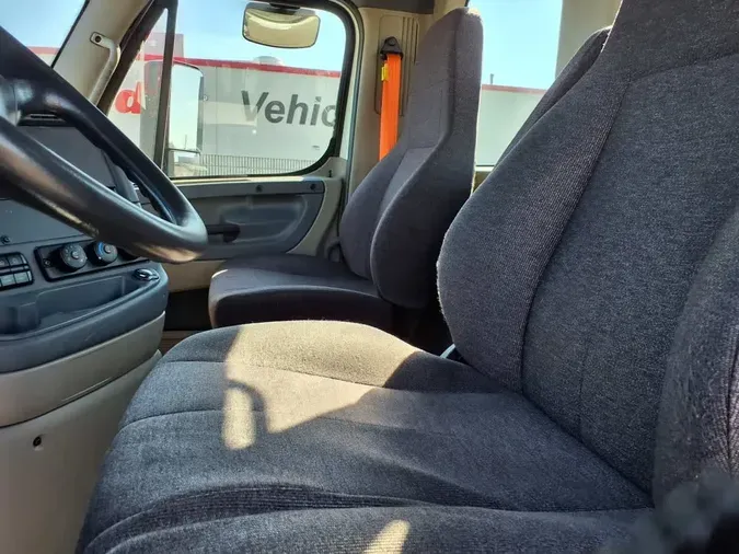 2019 FREIGHTLINER/MERCEDES CASCADIA 12563b867abf50808302a7173d6c87282ad