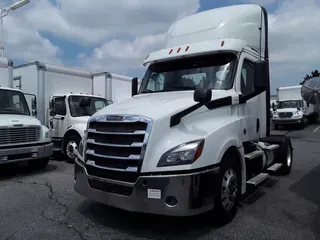 2019 FREIGHTLINER NEW CASCADIA 126