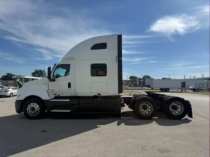 2022 International LT625
