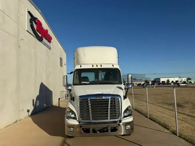 2017 FREIGHTLINER/MERCEDES CASCADIA 11363c124d500af38d993735560fe2545f8