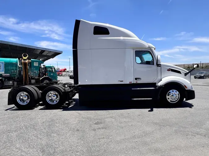 2022 Peterbilt 57963c17da1679978016fce818171b2afc3