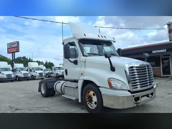 2020 FREIGHTLINER/MERCEDES CASCADIA 12563c4bbf1a1cbefb50f50b84841561d4b