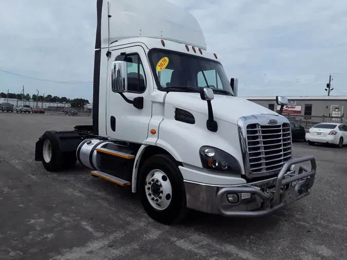 2018 FREIGHTLINER/MERCEDES CASCADIA 113